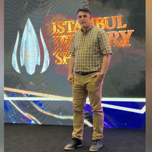 کیوان زودفکر