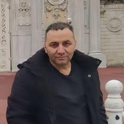 محسن بابازاده