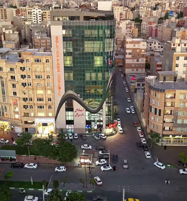 فود کورت ملل اردبیل